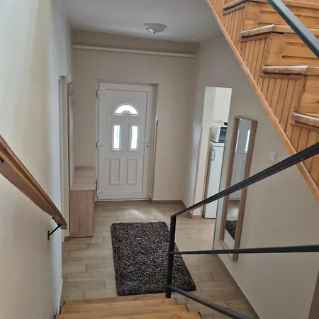 Kriszta Gold Vendeghaz Appartement
